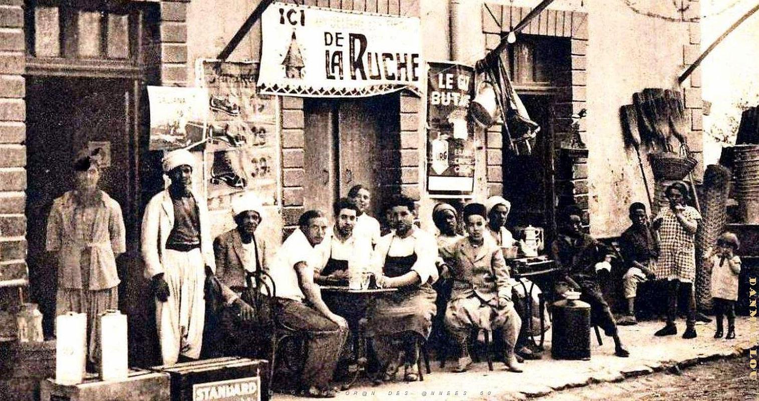 2487- Prevost-Paradol - Cafe  de le Gare2 - 1924.jpg